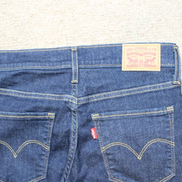 New Levi's Women 720 High Rise Super Skinny Jeans - Picture 5 of 5